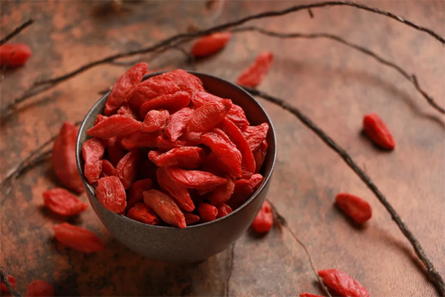 枸杞泡水喝，细节有讲究(图2)