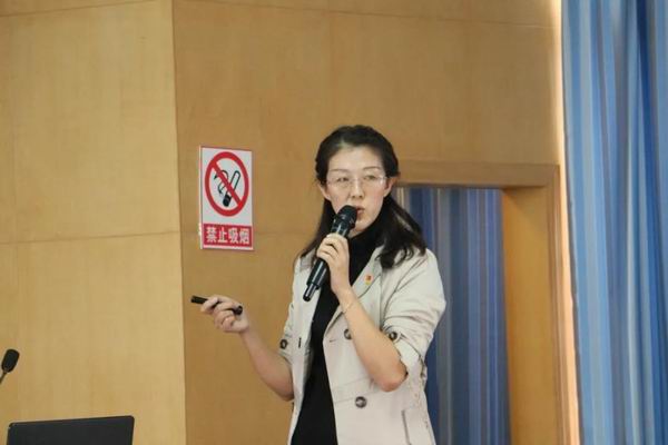 保山市中医医院召开“把握市情新内涵,我为医院献一策”大讨论研讨会(图3) 保山市中医医院召开“把握市情新内涵,我为医院献一策”大讨论研讨会(图3)