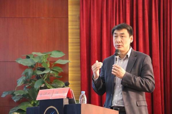 省市级骨科专家、同仁齐聚保山 共促骨科事业发展进步(图9) 省市级骨科专家、同仁齐聚保山 共促骨科事业发展进步(图9)