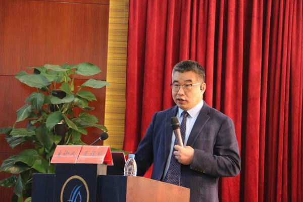 省市级骨科专家、同仁齐聚保山 共促骨科事业发展进步(图11) 省市级骨科专家、同仁齐聚保山 共促骨科事业发展进步(图11)