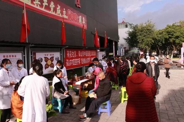 我为群众办实事‖健康义诊进社区，便民服务暖人心(图6)