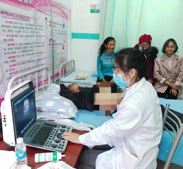 保山市中医医院“我为群众办实事”义诊服务活动第四站走进瓦渡乡垭口村(图6)